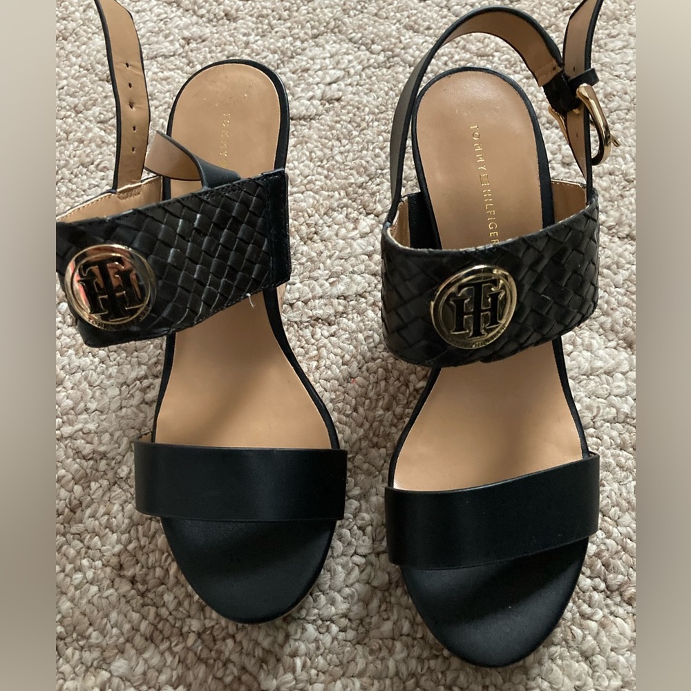 Tommy Hilfiger black wedges